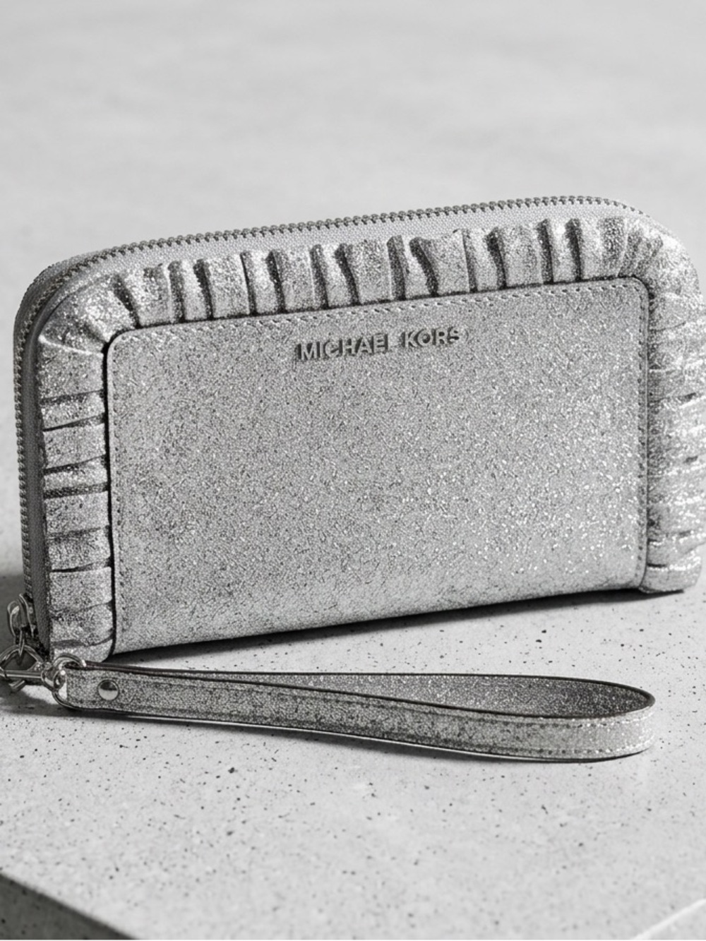 Michael Kors Silver Metallic Glitter Wristlet Clutch with Detachable Strap - Picture 2 of 7